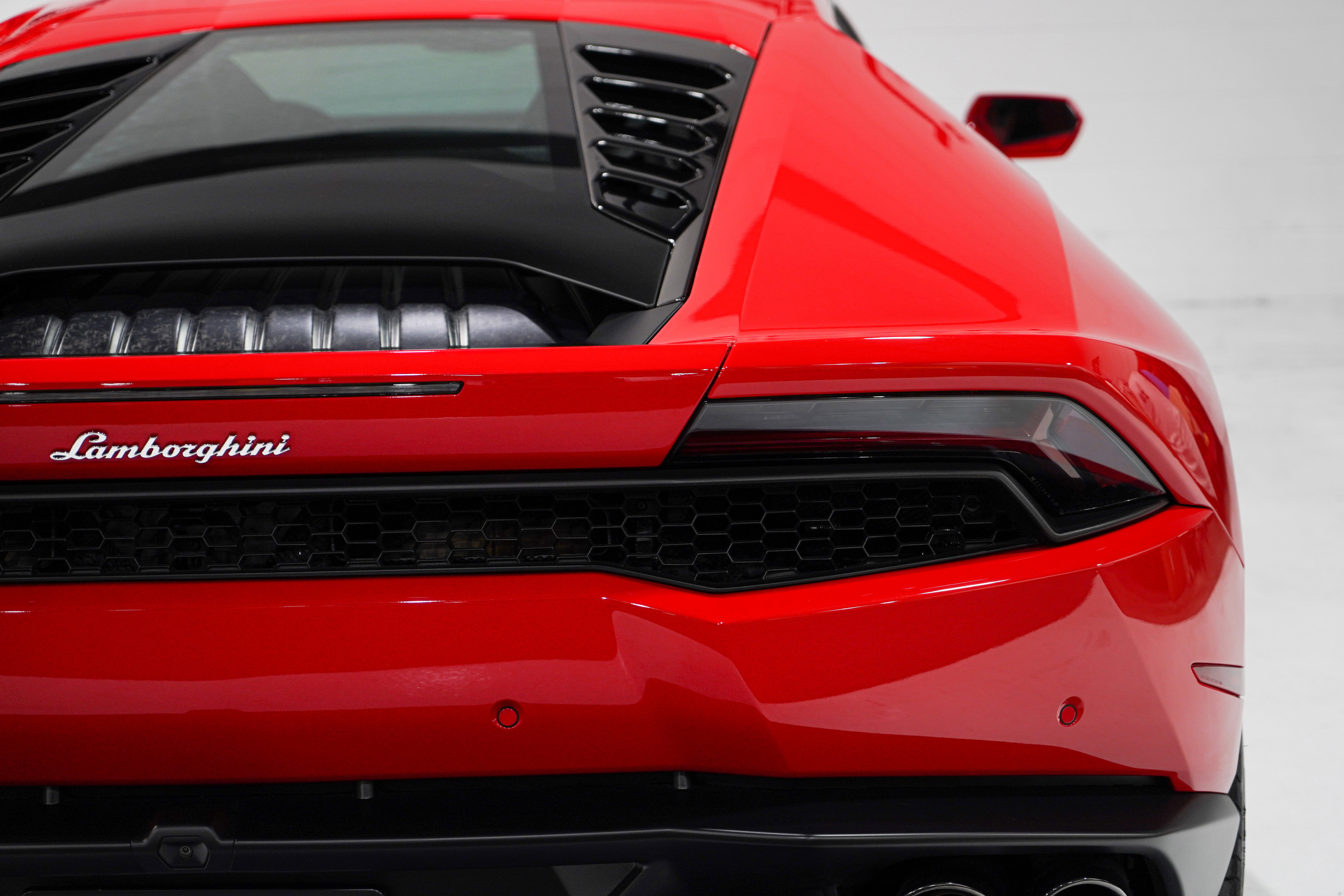 Used 2015 Lamborghini Huracan LP 610-4 AWD/4WD image 34