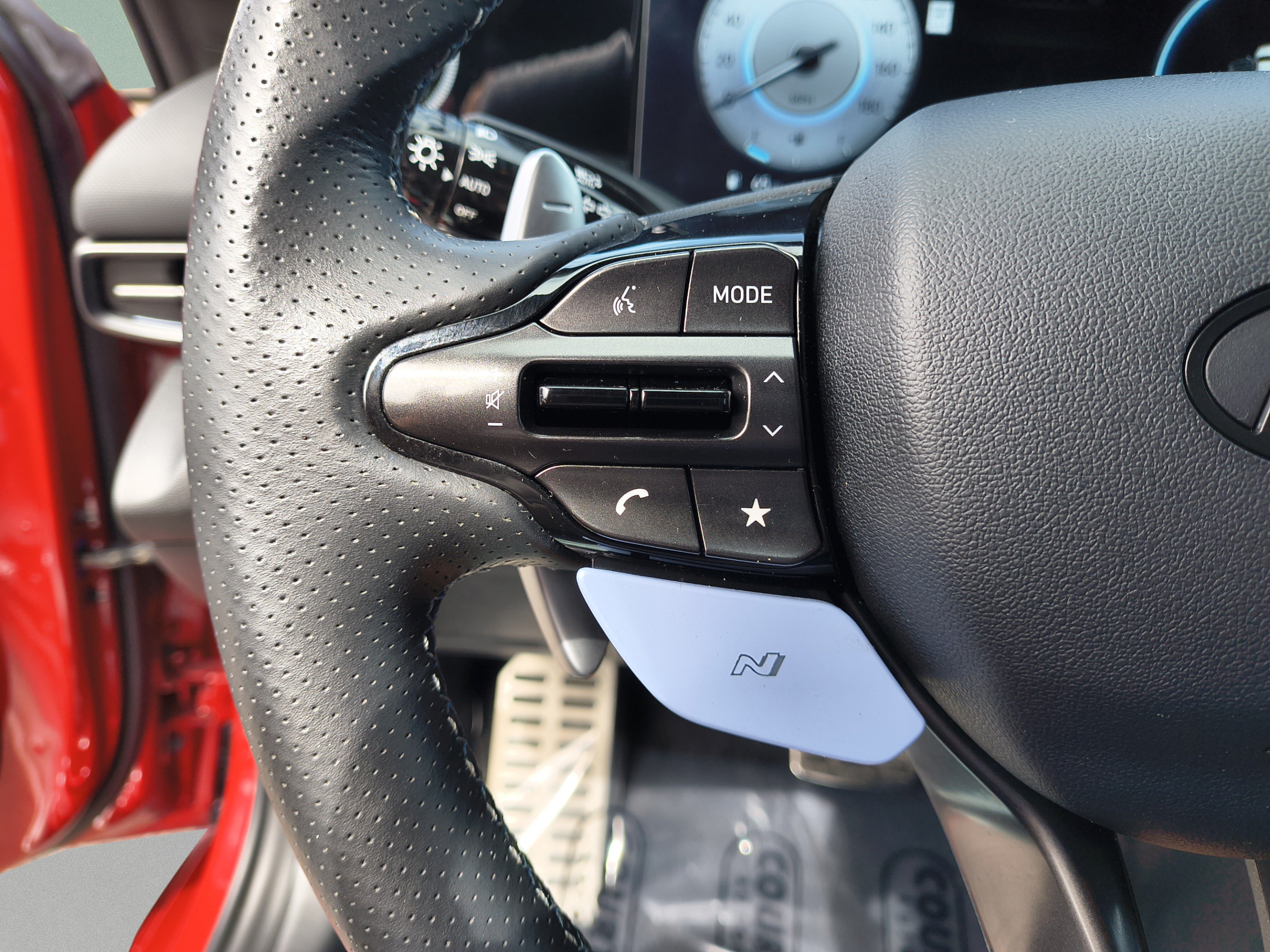 Certified 2025 Hyundai Elantra N FWD image 29