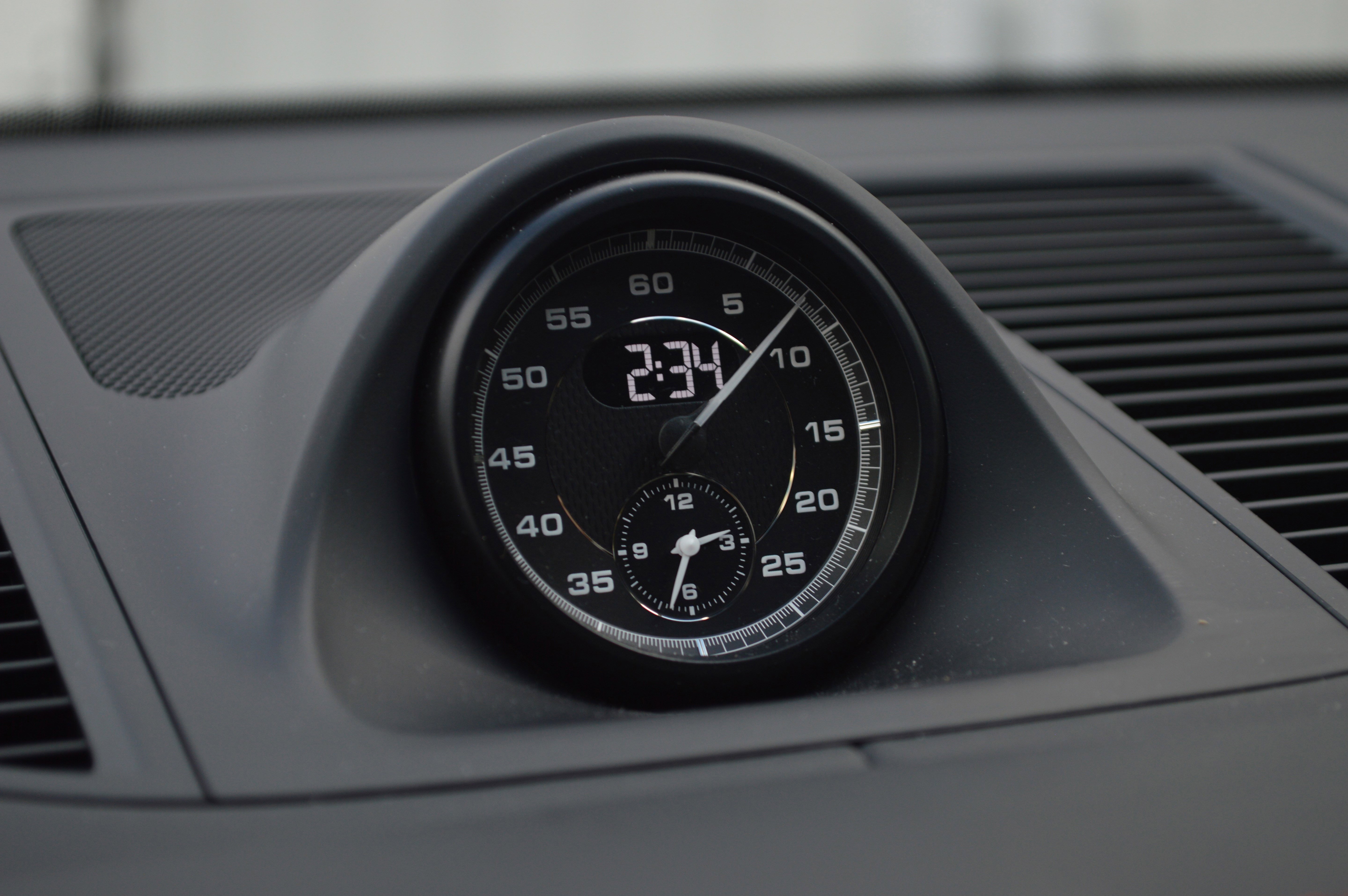 Used 2023 Porsche Macan GTS image 25