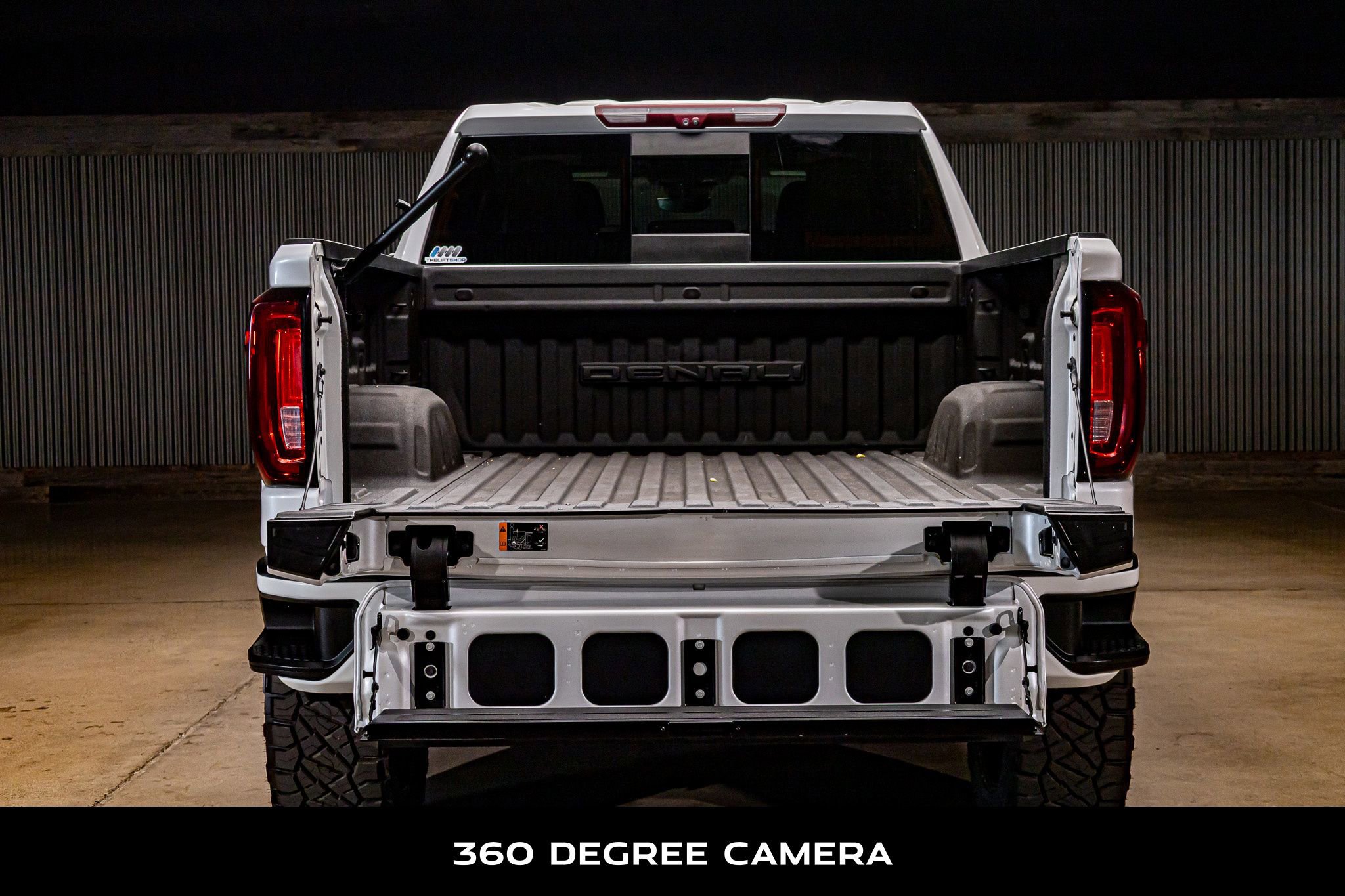 Used 2023 GMC Sierra 1500 Denali w/ Denali Reserve Package image 9