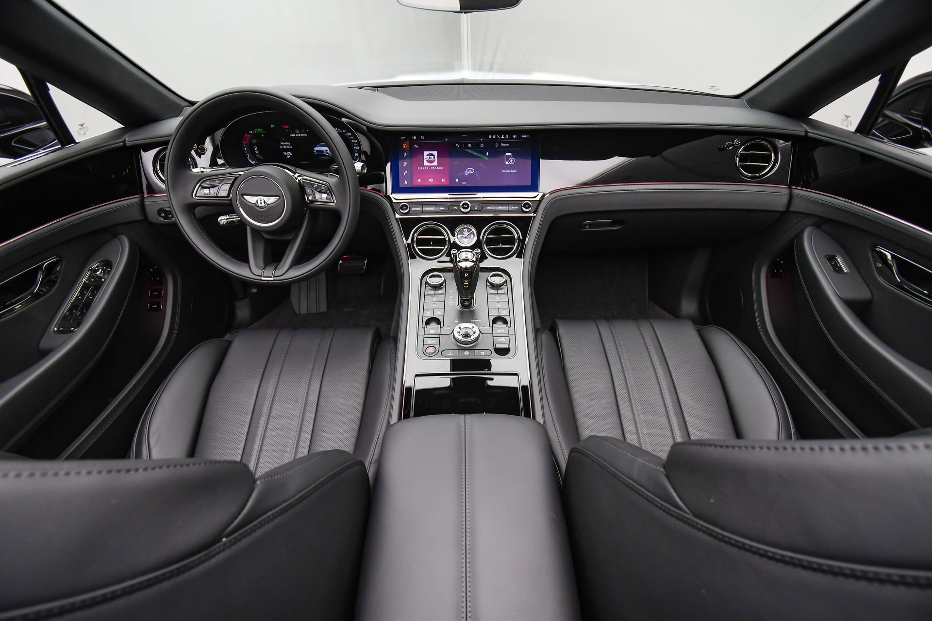 New 2026 Bentley Continental GTC AWD/4WD image 4