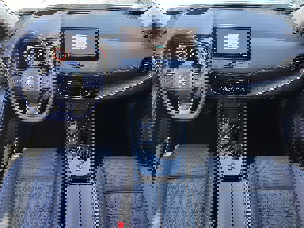 Certified 2025 Nissan Rogue Platinum w/ Tech Package image 9