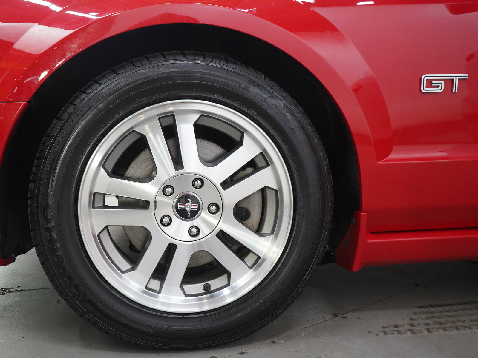 Used 2006 Ford Mustang GT Premium RWD image 24
