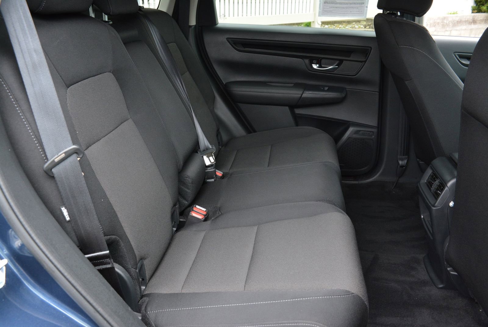 Used 2025 Honda CR-V LX image 18