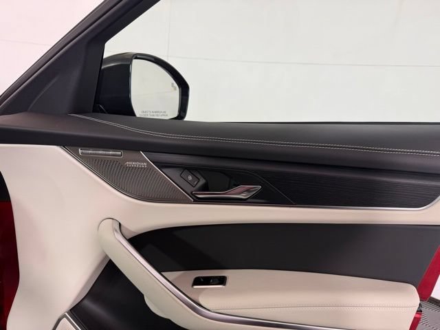 Used 2026 Jaguar F-PACE R-Dynamic S AWD/4WD image 18