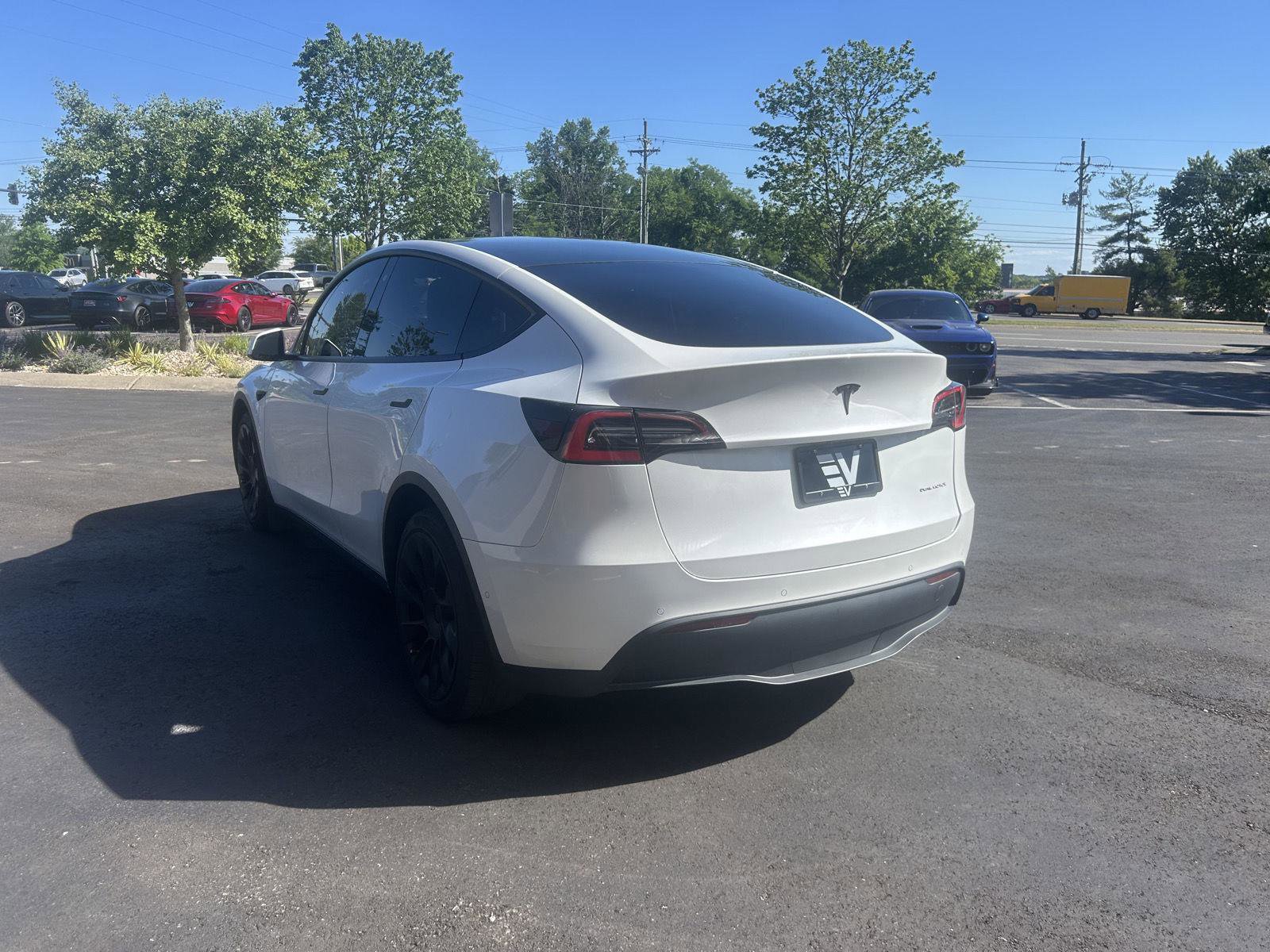 Used 2020 Tesla Model Y Long Range AWD/4WD image 5