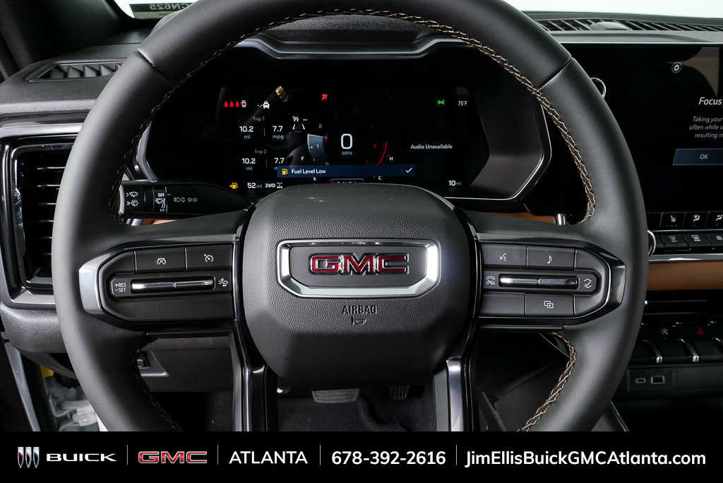 New 2026 GMC Canyon AT4 AWD/4WD image 8