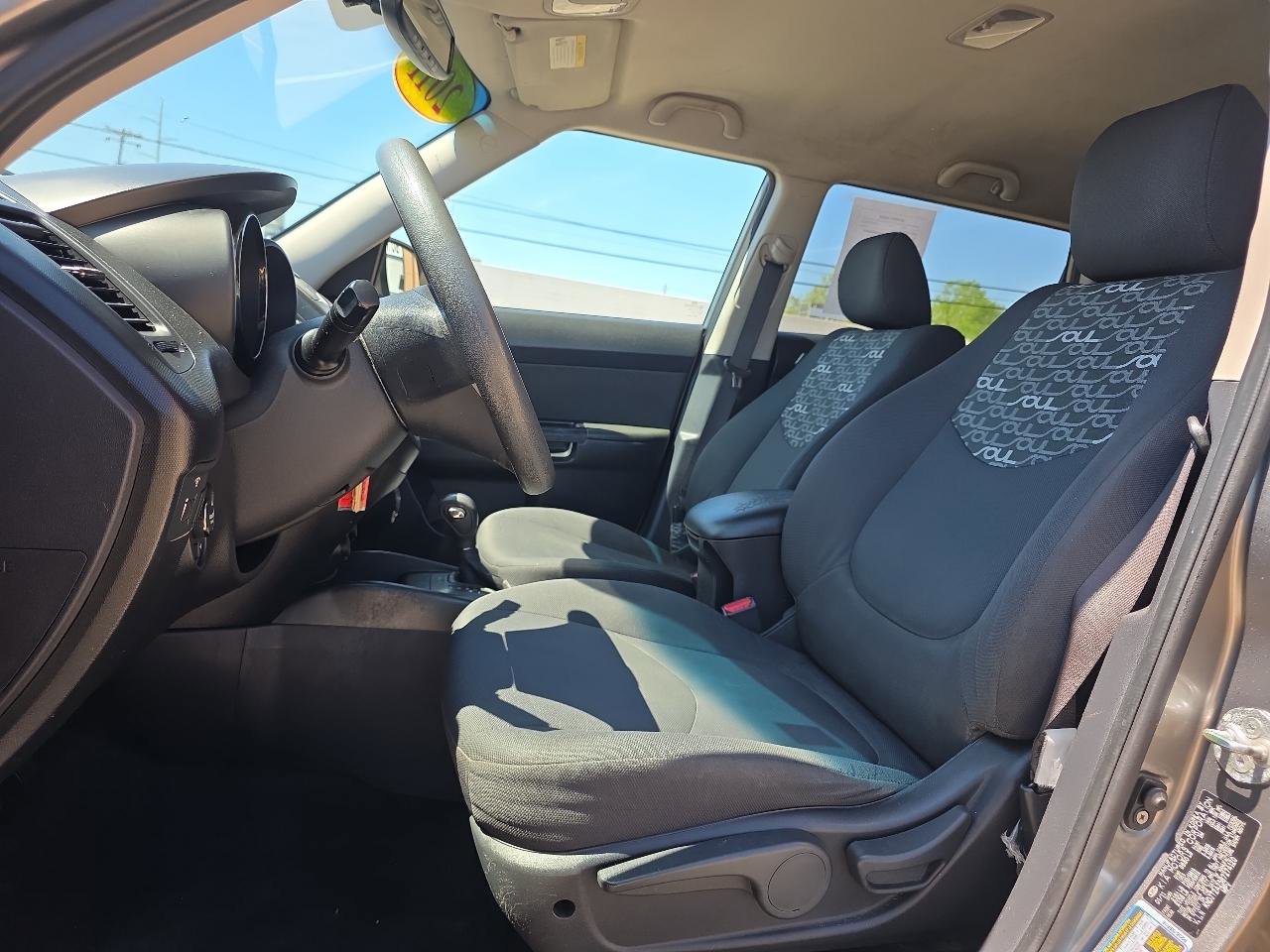 Used 2011 Kia Soul + w/ Audio Pkg image 11