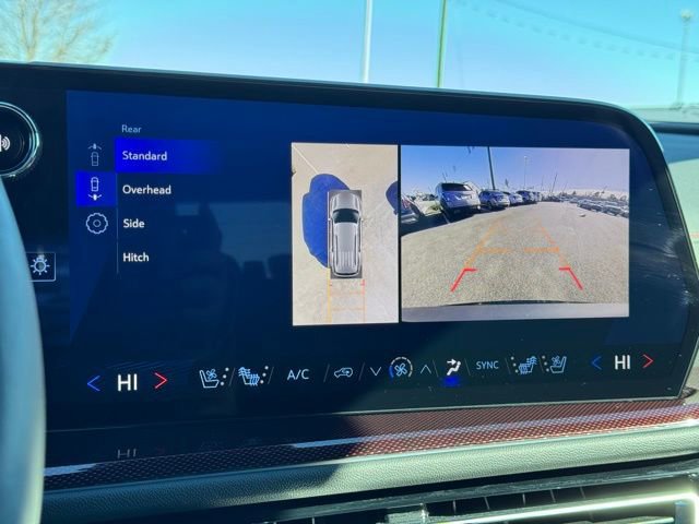 Used 2024 Chevrolet Traverse RS w/ LPO, Floor Liner Package image 33