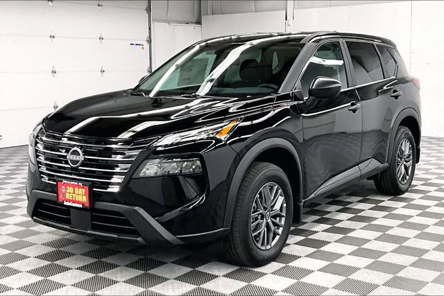 New 2026 Nissan Rogue S image 2