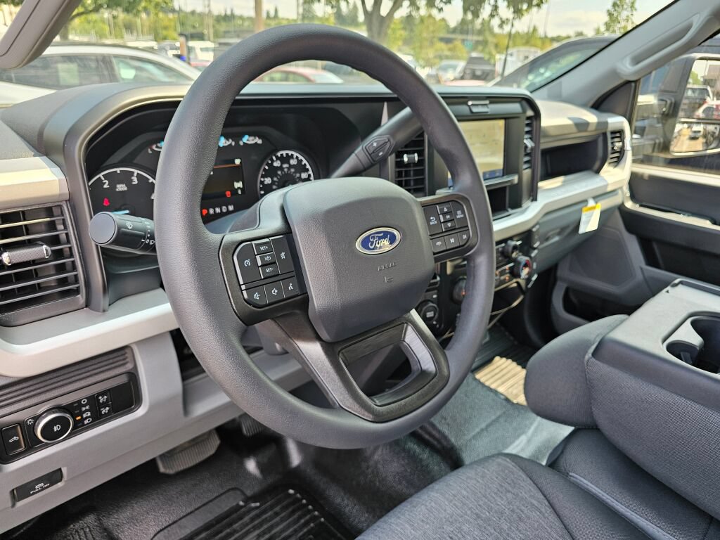 New 2026 Ford F350 XL w/ XL Chrome Package AWD/4WD image 20