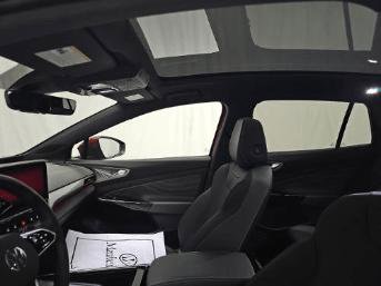 Used 2023 Volkswagen ID.4 S RWD image 12