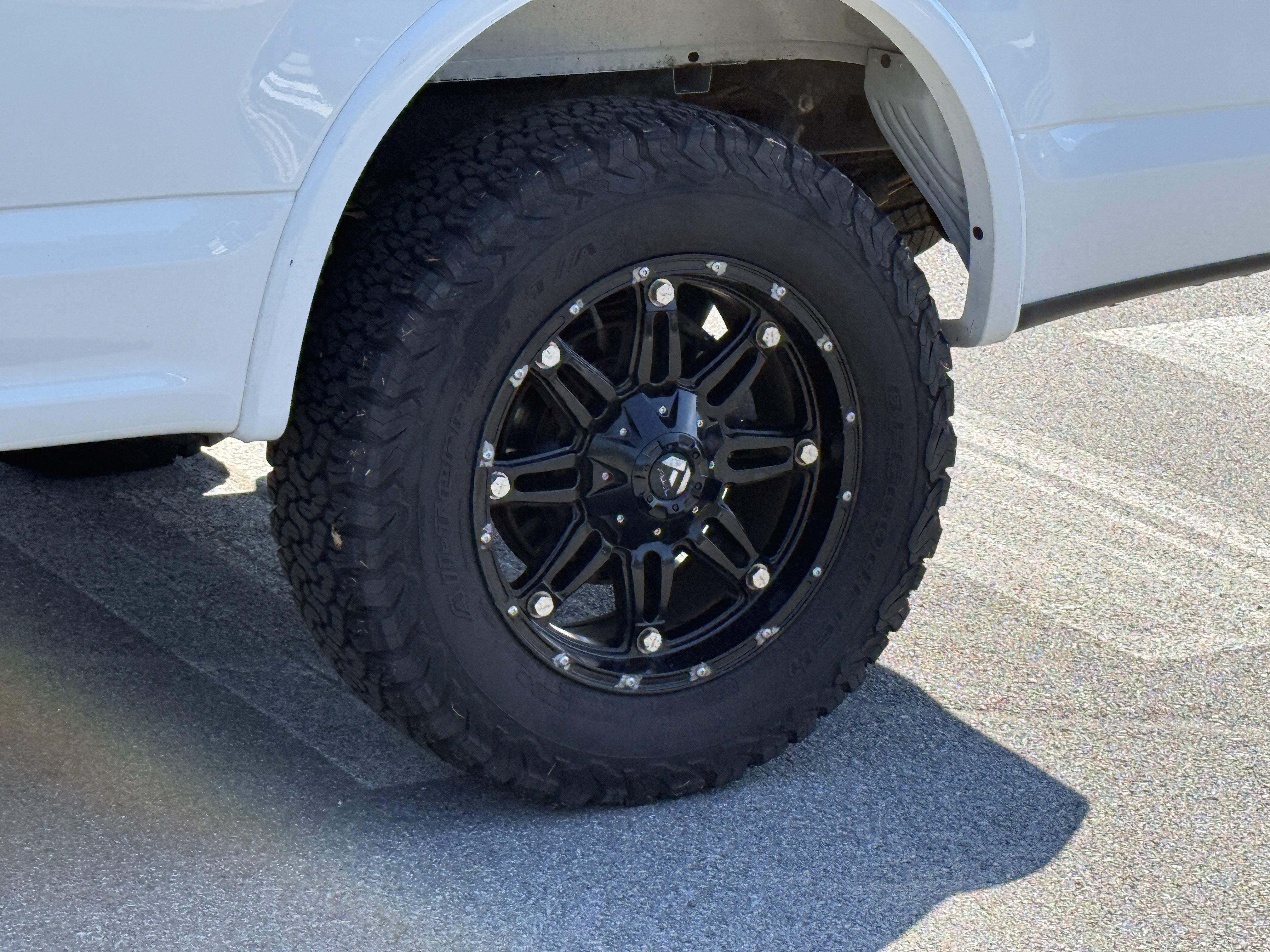 Used 2020 Ford F150 XLT w/ Equipment Group 302A Luxury AWD/4WD image 2