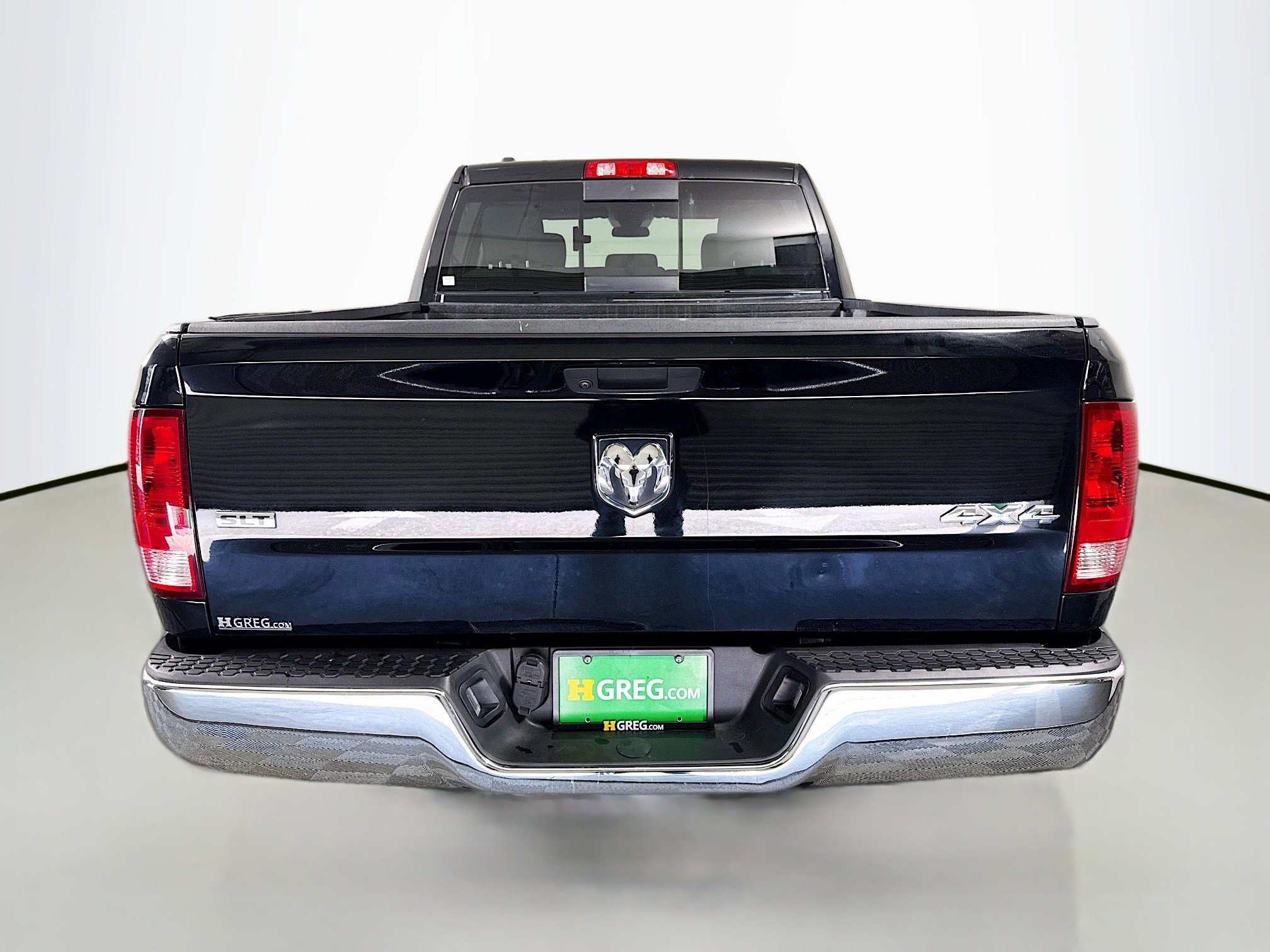 Used 2020 RAM 1500 Classic SLT AWD/4WD image 8