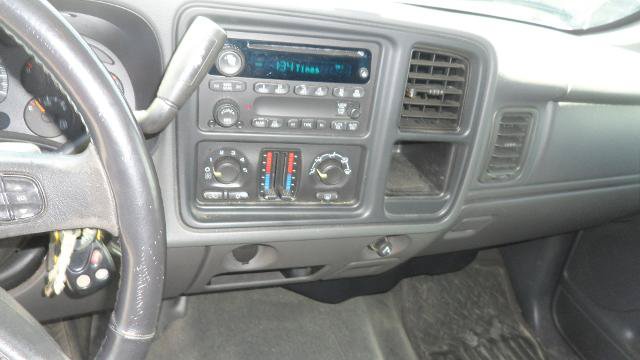 Used 2006 Chevrolet Silverado 1500 LT w/ Light Duty Power Package AWD/4WD image 21