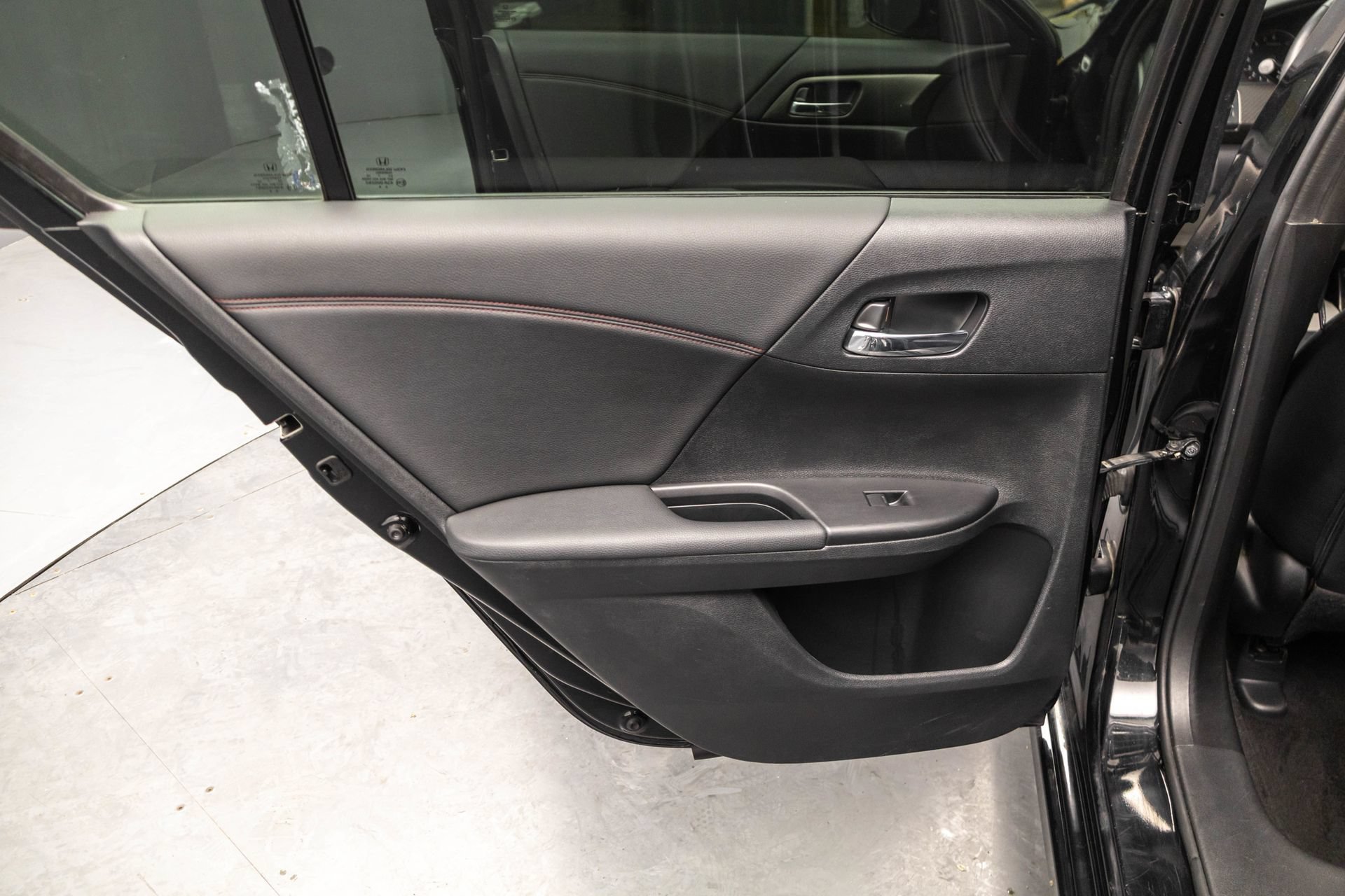 Used 2017 Honda Accord Sport Special Edition image 30
