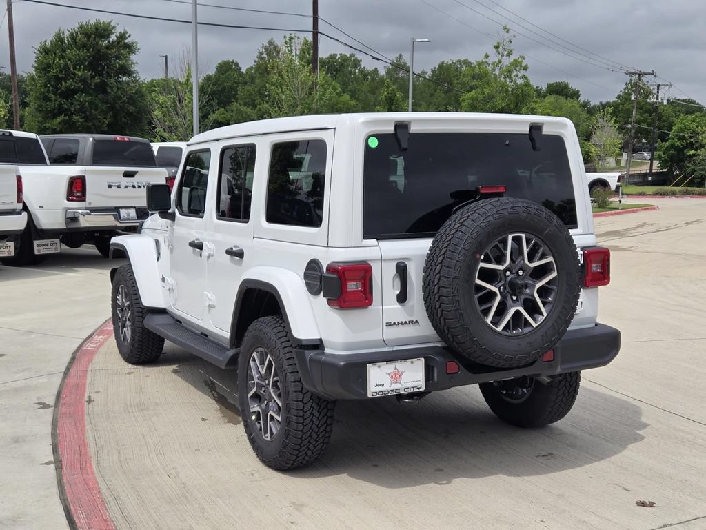 New 2026 Jeep Wrangler Unlimited Sahara AWD/4WD image 3