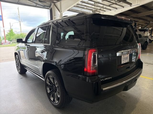 Used 2019 GMC Yukon Denali w/ Denali Ultimate Package AWD/4WD image 4