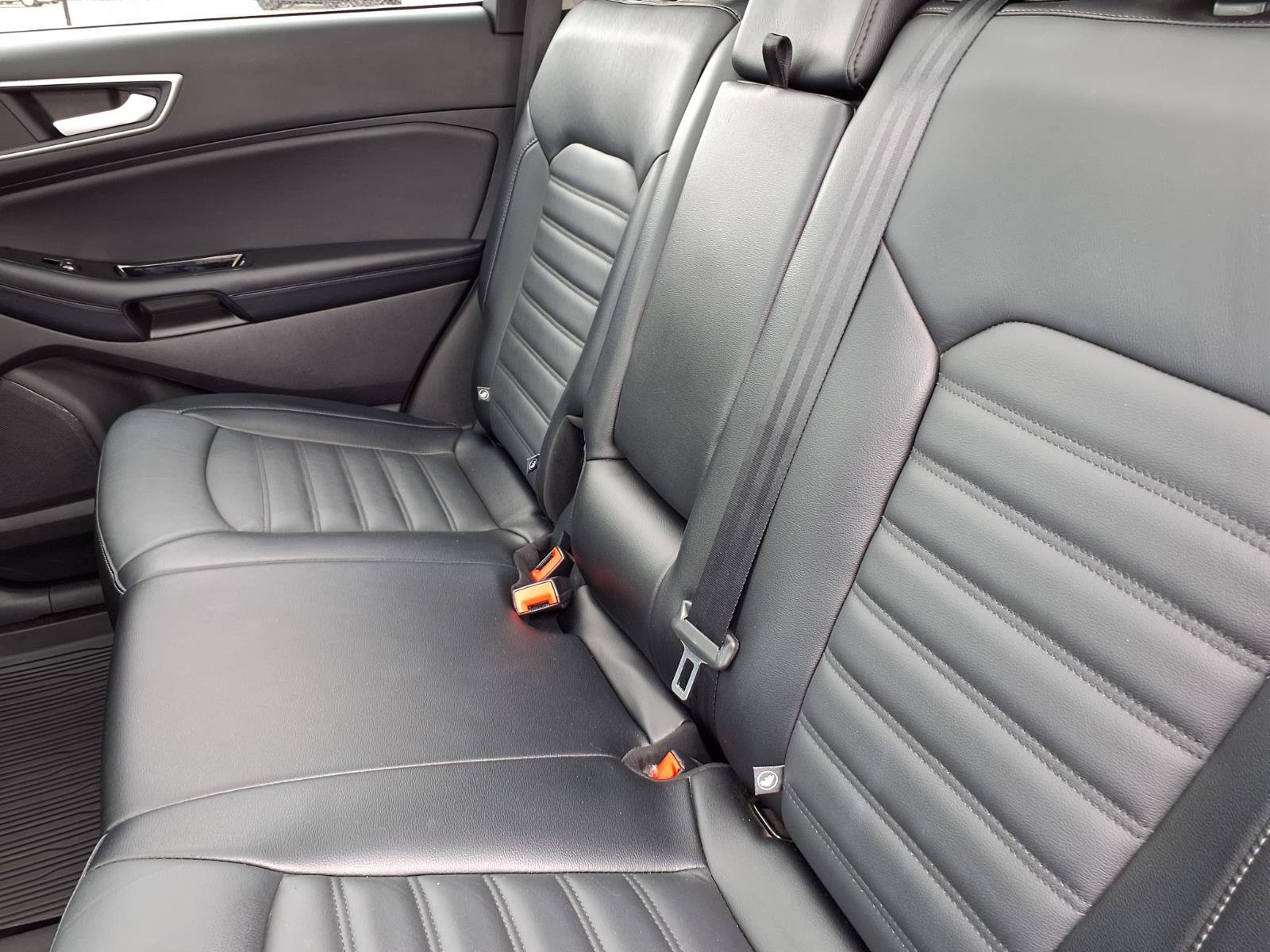 Used 2018 Ford Edge SEL w/ Equipment Group 201A AWD/4WD image 7