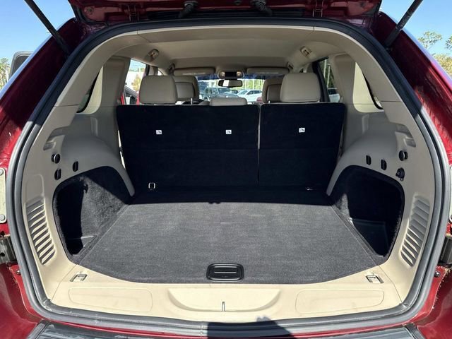 Used 2015 Jeep Grand Cherokee Laredo w/ Quick Order Package 23E image 32