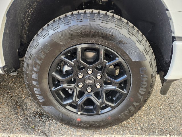 New 2026 Ford F150 XLT w/ FX4 Off-Road Package AWD/4WD image 19