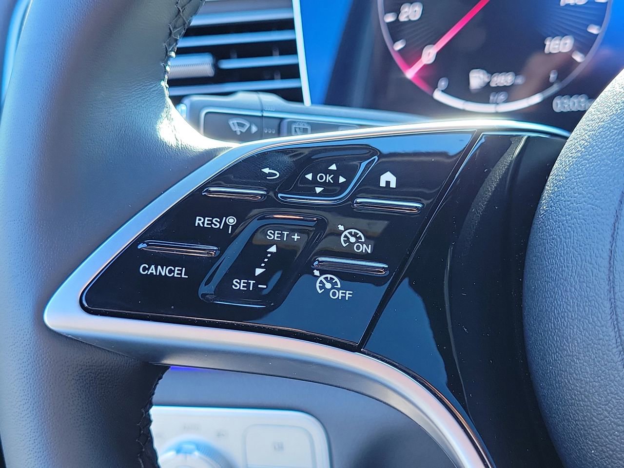 New 2025 Mercedes-Benz GLE 350 4MATIC image 28