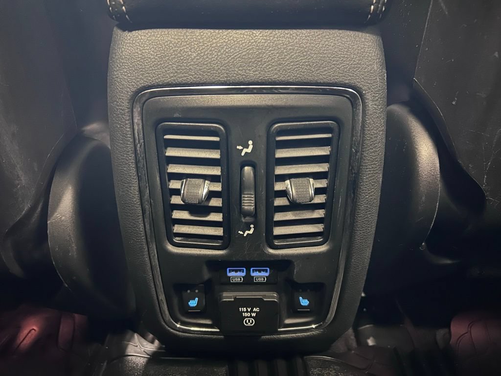 Used 2015 Jeep Grand Cherokee Overland AWD/4WD image 21