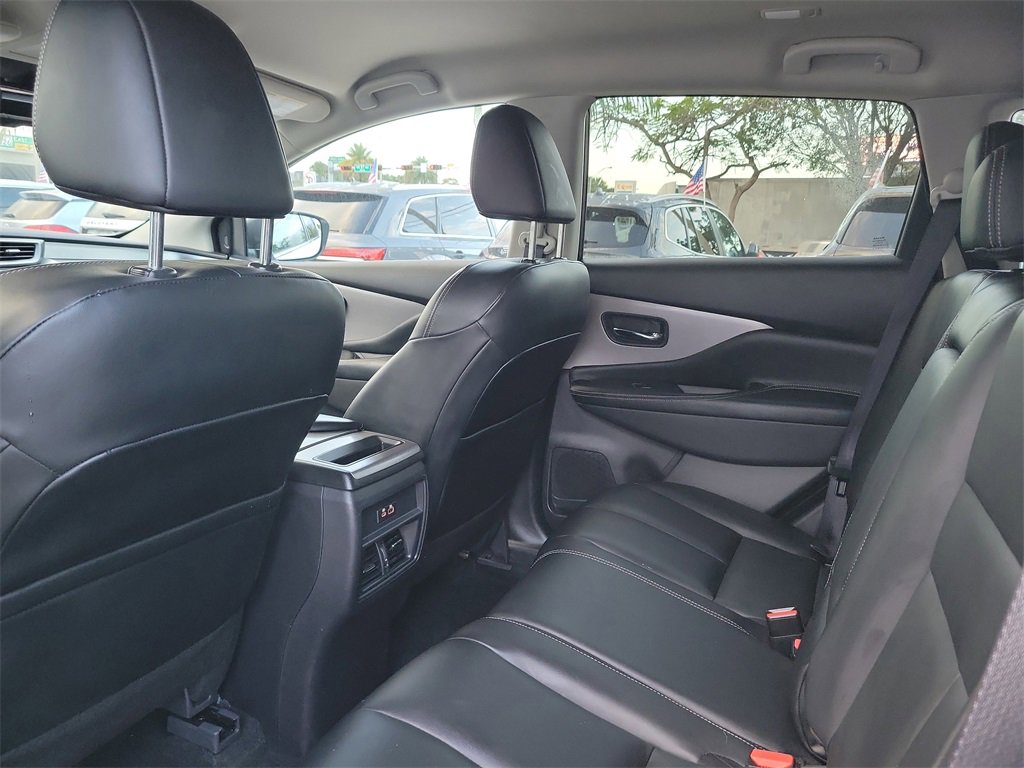 Certified 2024 Nissan Murano SV w/ SV Midnight Edition Package image 8