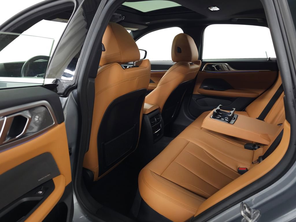 Used 2023 BMW i4 eDrive35 RWD image 36