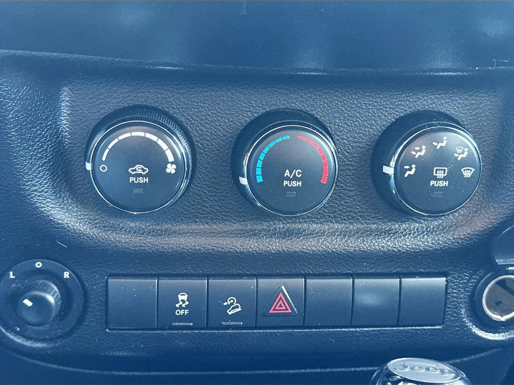 Used 2017 Jeep Wrangler Unlimited Sport w/ Quick Order Package 24S image 15