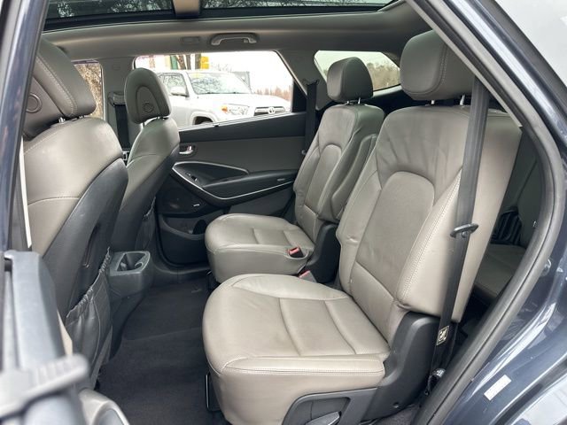Used 2017 Hyundai Santa Fe Limited image 8