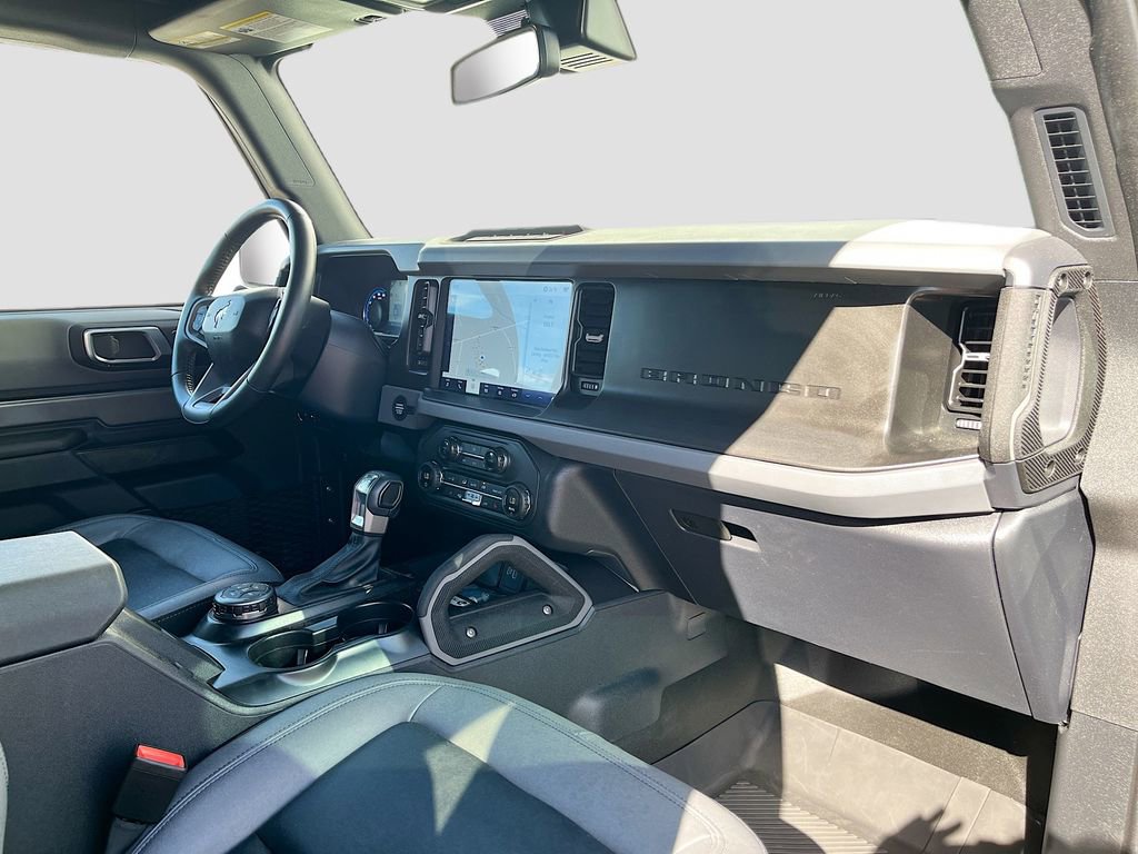 Used 2024 Ford Bronco Big Bend w/ Sasquatch Package AWD/4WD image 29