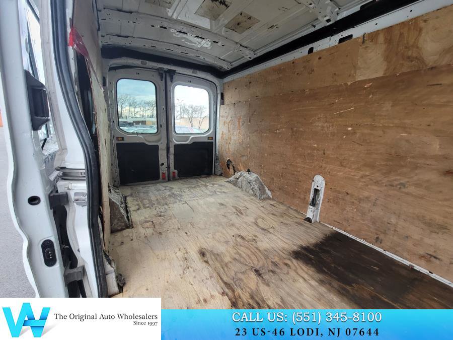 Used 2017 Ford Transit 250 148 Medium Roof image 19
