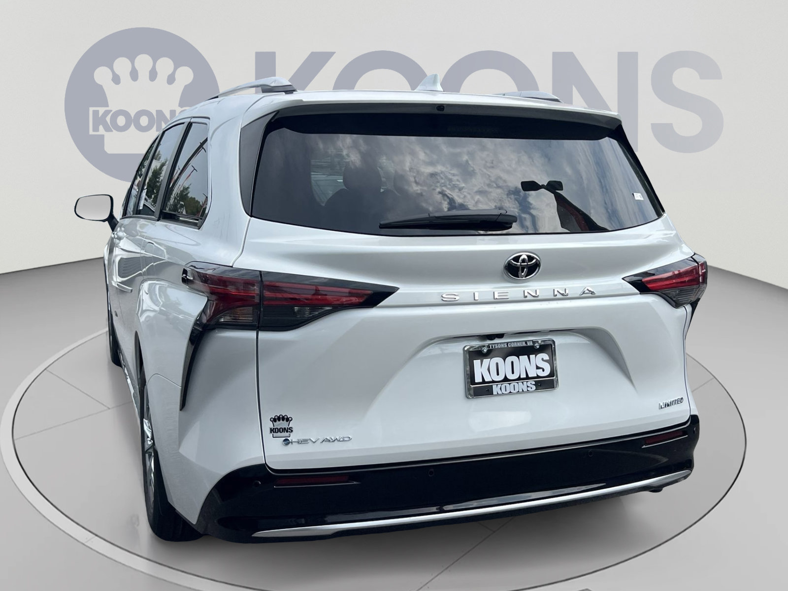 New 2026 Toyota Sienna Limited AWD/4WD image 4