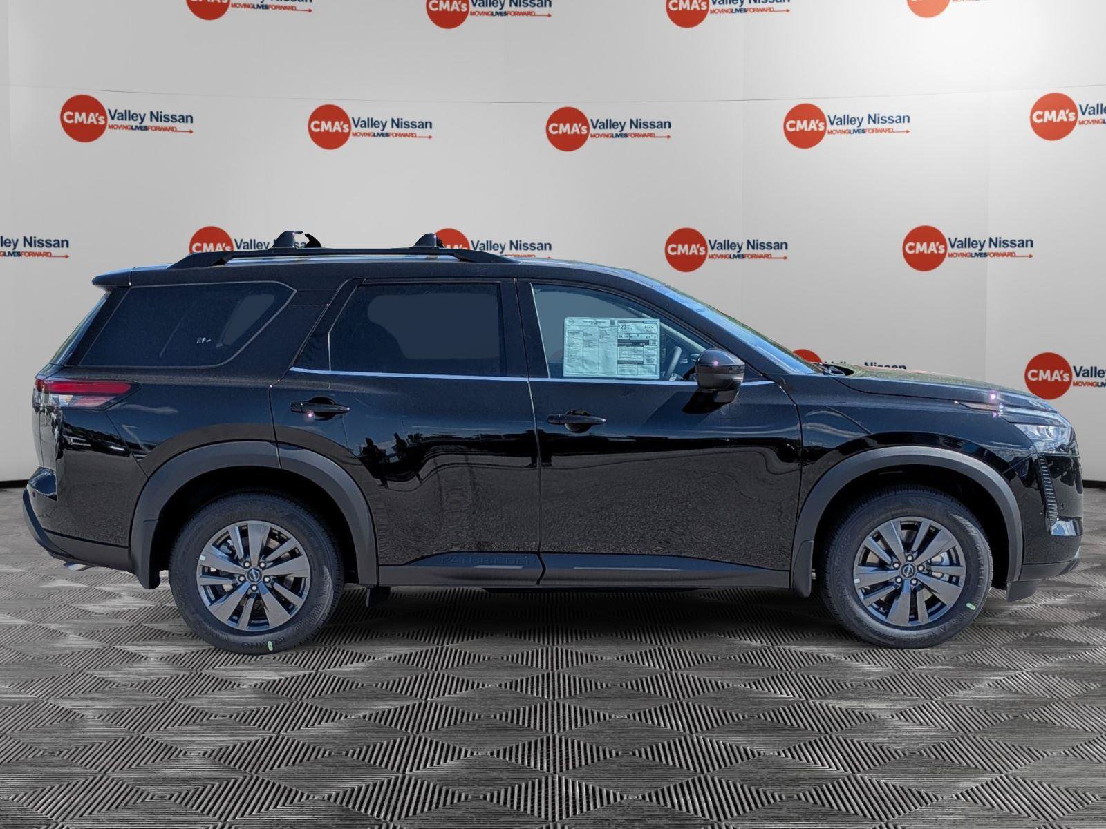New 2026 Nissan Pathfinder SV w/ SV Premium Package AWD/4WD image 4