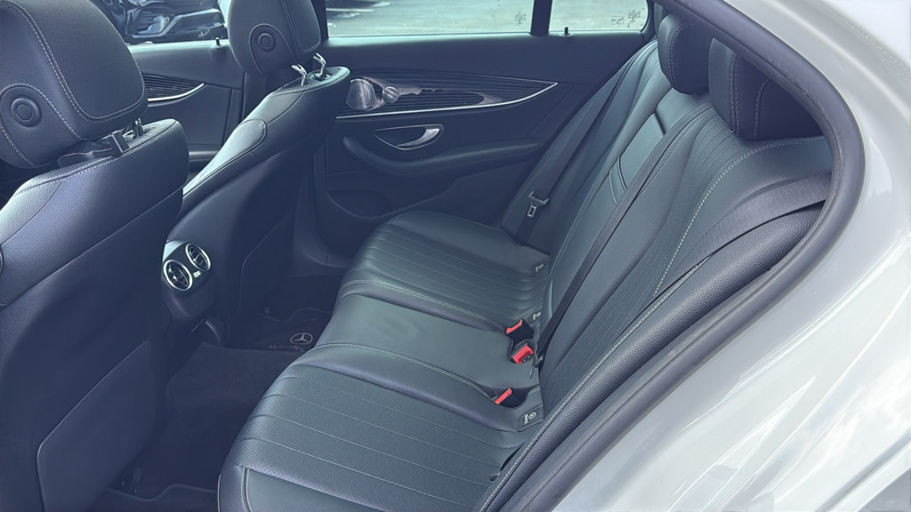 Used 2020 Mercedes-Benz E 350 Sedan image 21