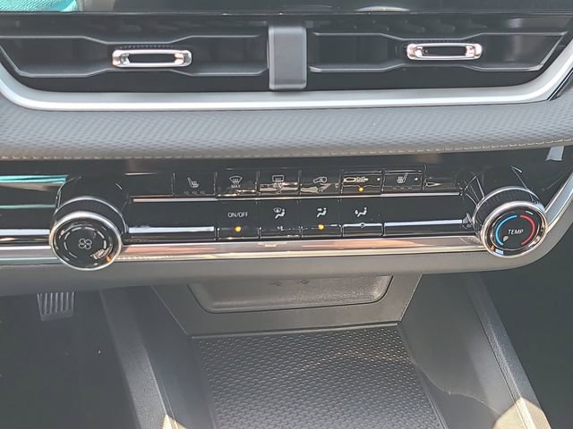 New 2026 Chevrolet Equinox LT w/ Safety and Technology Package image 27