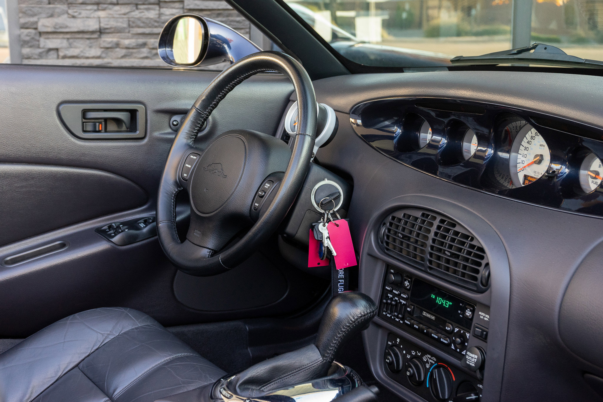 Used 2001 Chrysler Prowler image 34