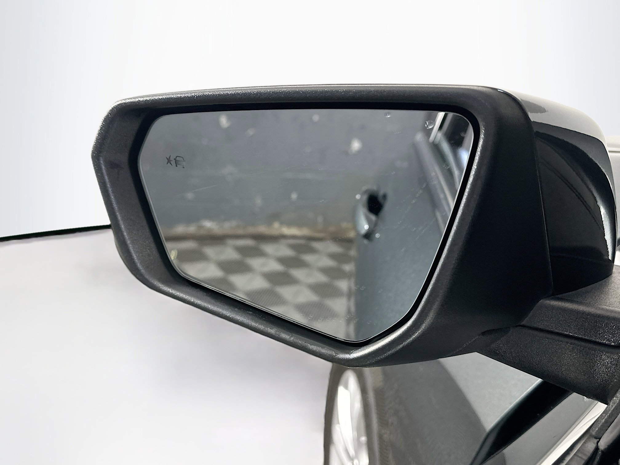 Used 2020 Chevrolet Equinox LT FWD image 16