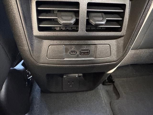 New 2026 GMC Canyon Elevation w/ Convenience Package image 20