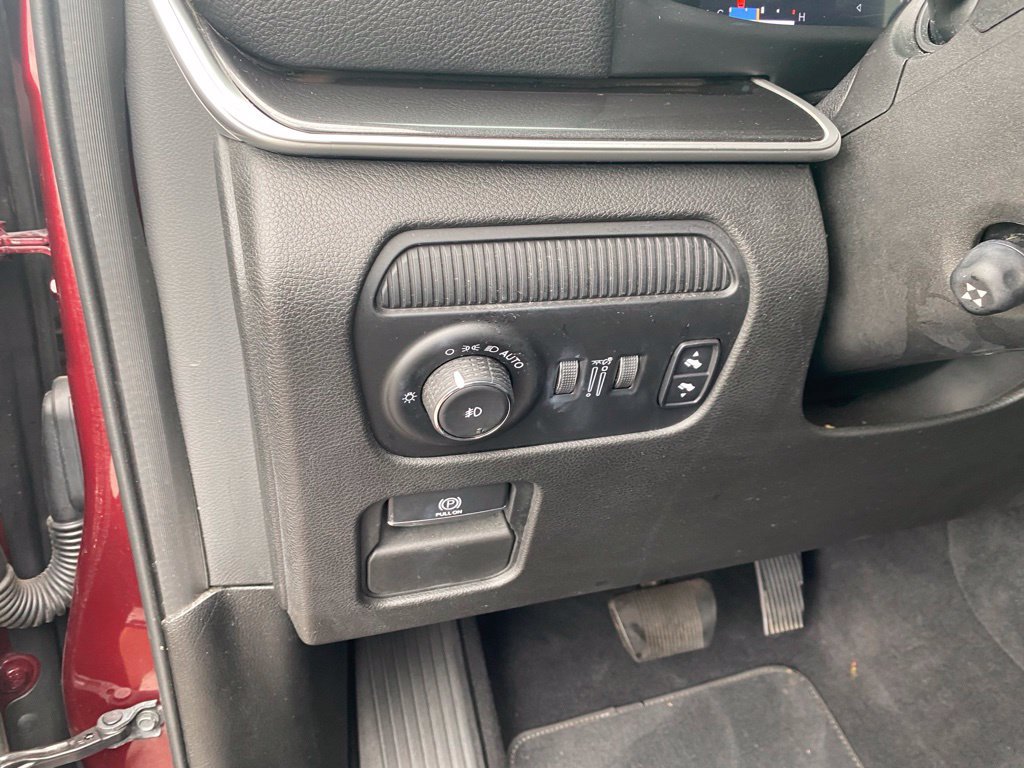 Used 2022 Jeep Wagoneer Series I w/ Convenience Group I AWD/4WD image 18