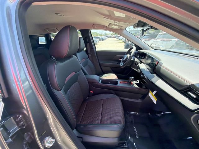 New 2026 Nissan Kicks SR AWD/4WD image 23