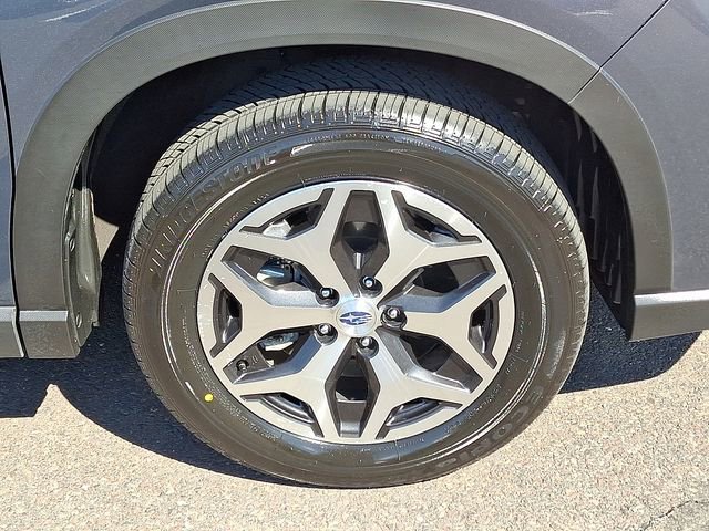 Certified 2023 Subaru Forester Premium AWD/4WD image 8