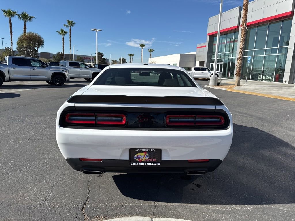 Used 2023 Dodge Challenger SXT w/ Blacktop Package image 6