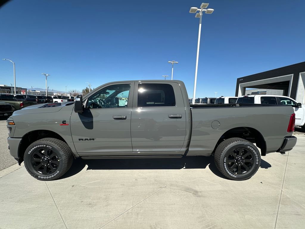 New 2026 RAM 2500 Laramie AWD/4WD image 3