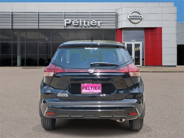 New 2025 Nissan Kicks Play S w/ Interior Electronics Package image 4