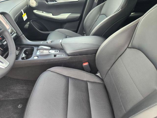 Certified 2025 INFINITI QX50 Luxe AWD/4WD image 12
