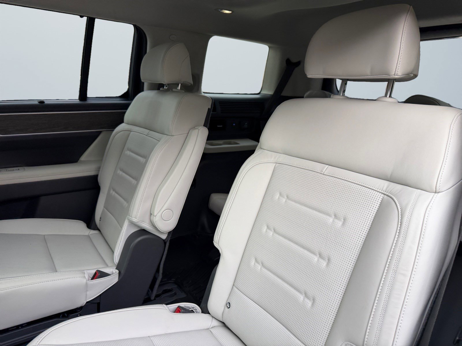 Used 2024 Hyundai Santa Fe Calligraphy image 15