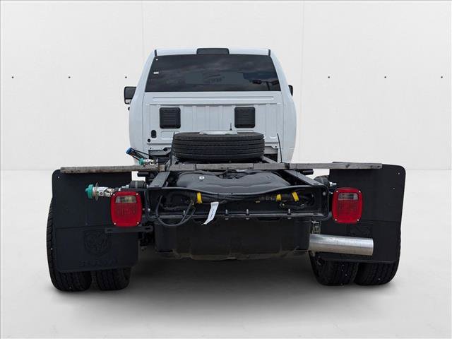 New 2025 RAM 5500 Tradesman AWD/4WD image 8
