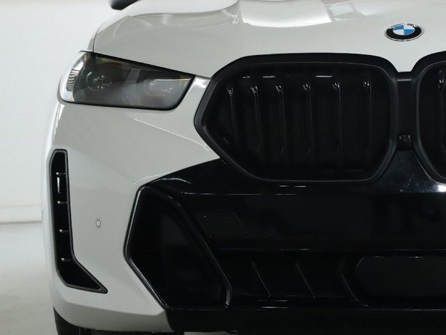 Used 2026 BMW X6 xDrive40i w/ Premium Package image 6